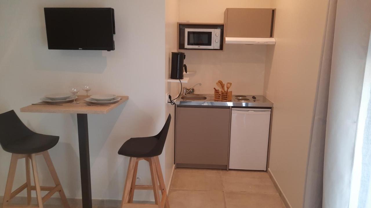 Aparthotel Le Logis De Berianne Les Tourrettes Zewnętrze zdjęcie