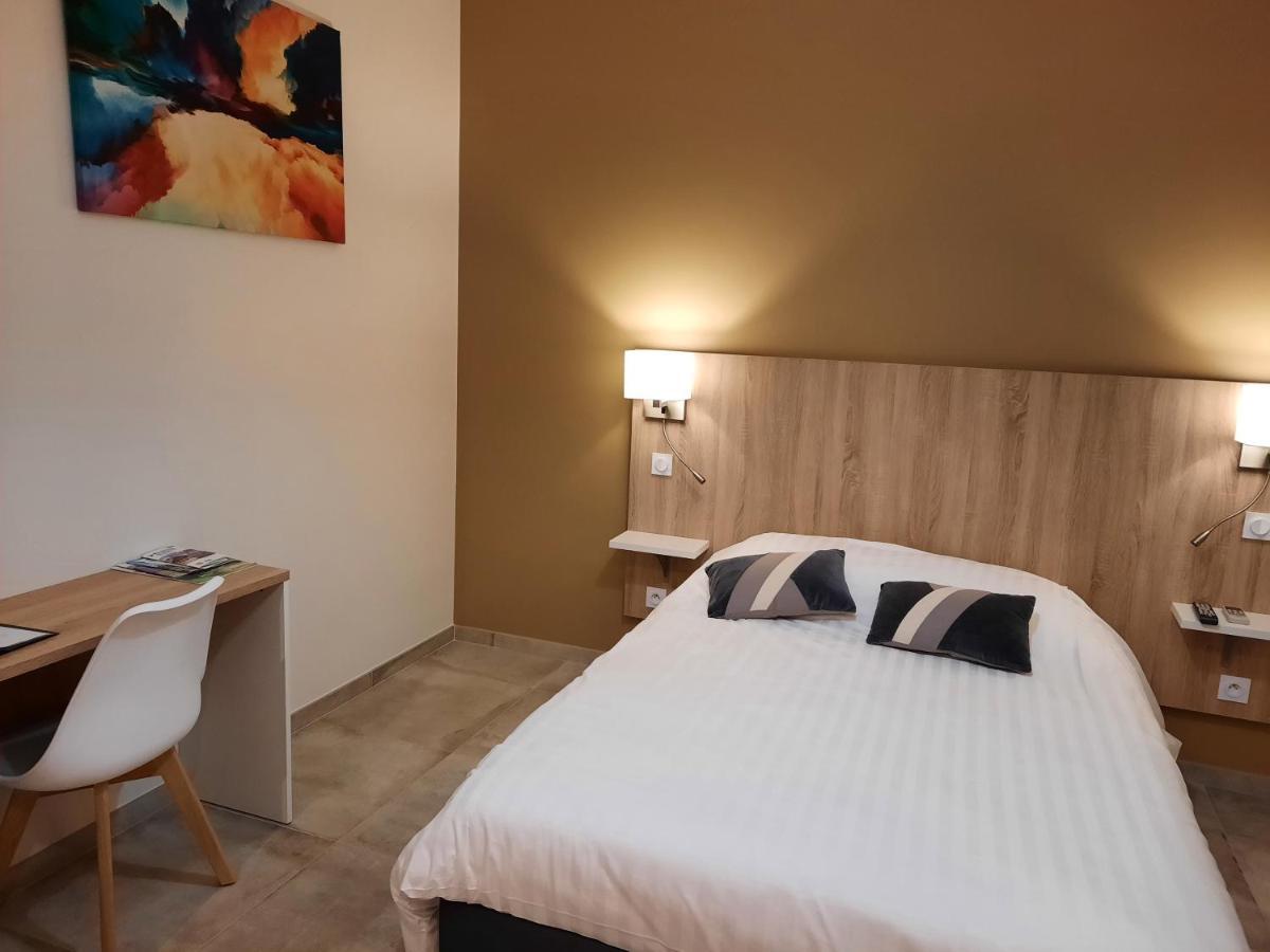 Aparthotel Le Logis De Berianne Les Tourrettes Zewnętrze zdjęcie