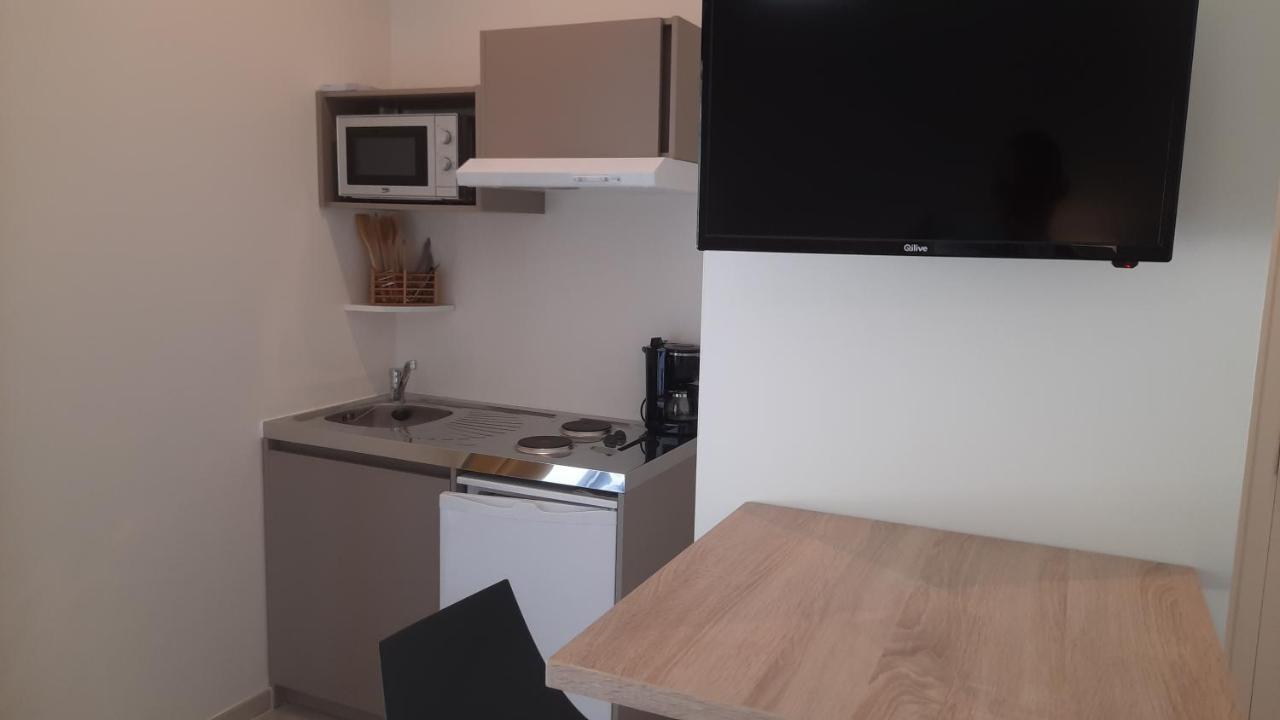 Aparthotel Le Logis De Berianne Les Tourrettes Zewnętrze zdjęcie